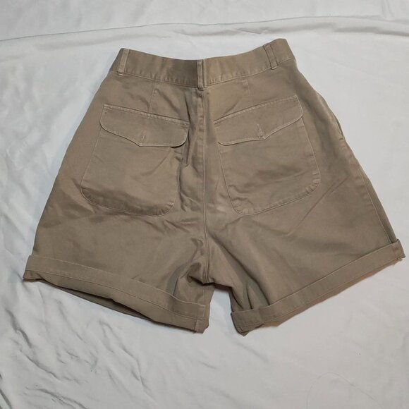 Banana Republic vintage Khaki cotton shorts - Picture 3 of 3